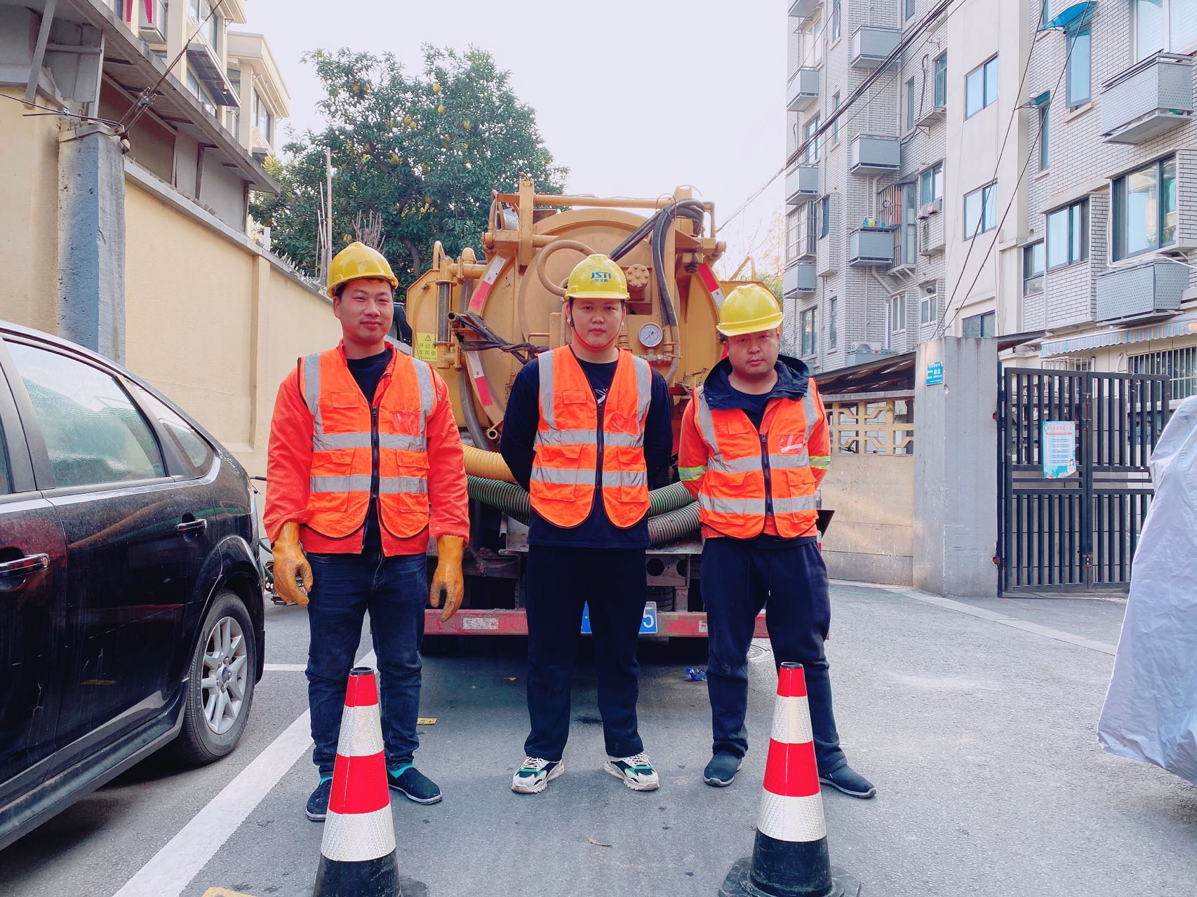 星甸南京某小区管道清淤检测施工